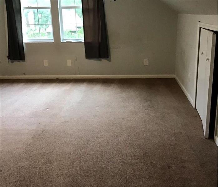 Clean bed room and carpet after SERVPRO of Greater St. Augustine Deep cleaning services 